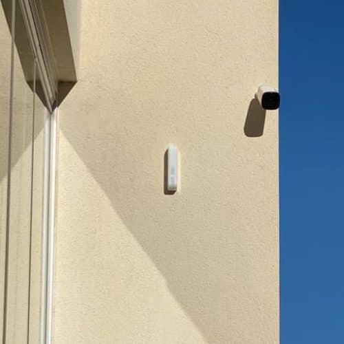 Hikvision – DS-PDC10AM-EG2-WB – Wireless PIR AM Curtain Detector